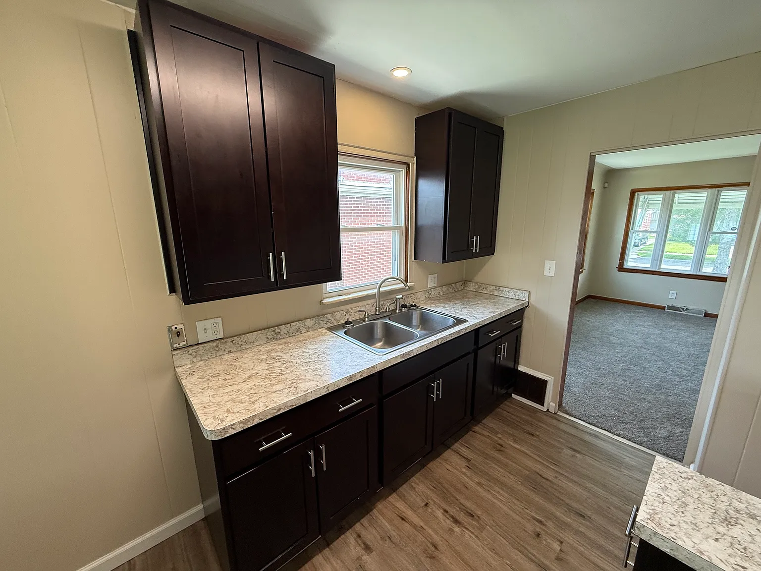 3629 Wersell Ave — Photo 4