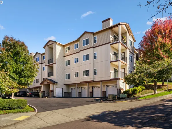 11850 NW Holly Springs Ln Unit 404, Portland, OR 97229