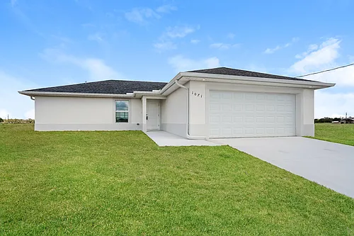 1037 Kimberly Ave Photo 1