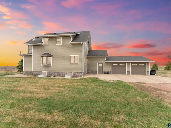 24727 438th Ave, Salem, SD 57058
