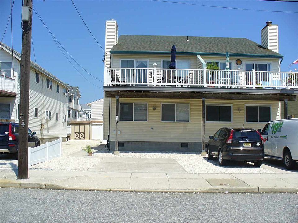 1st image of 223 38th St #West
