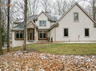 10411 W Greenwood Ter, Milwaukee, WI 53224