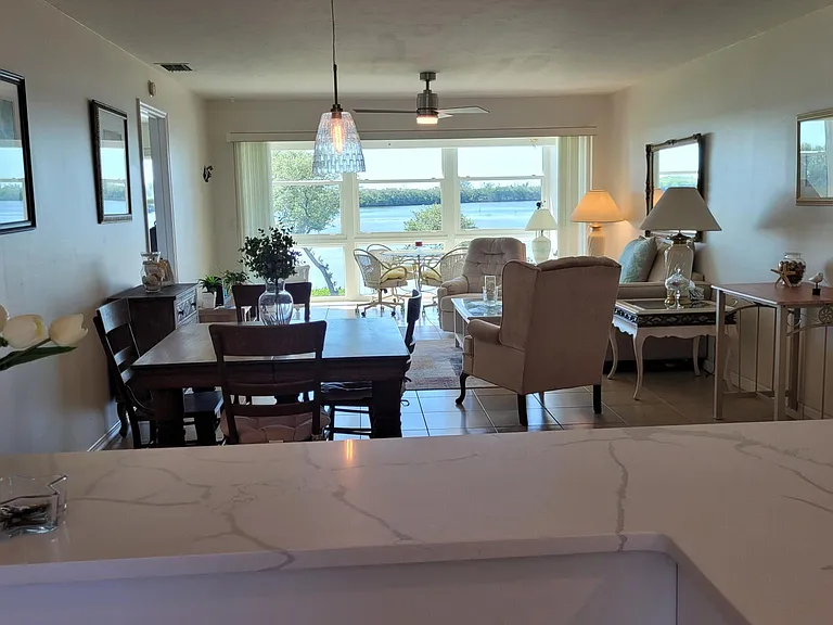 4782 Independence Dr — Photo 5