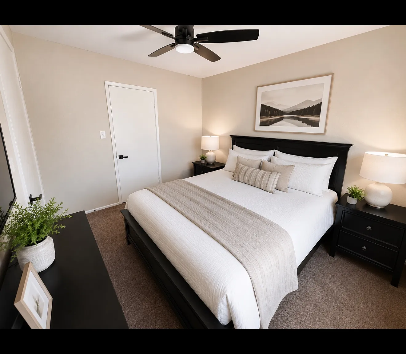 4 bed, 1290 sqft, $1,100 — Photo 3