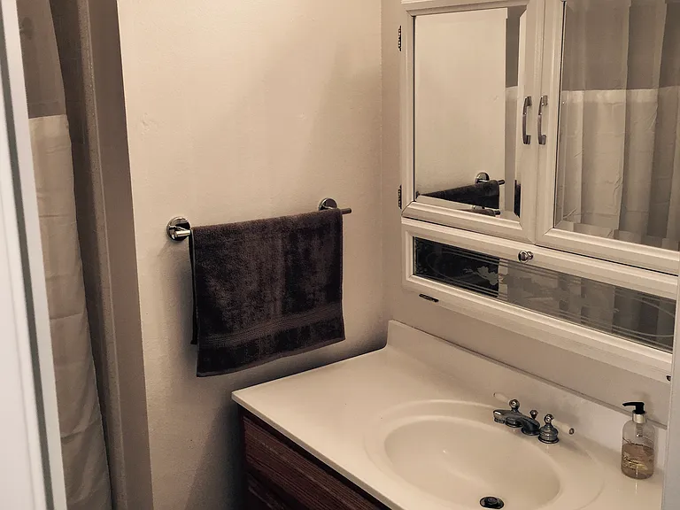 425 Peg St — Photo 22