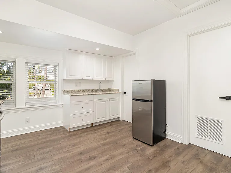 3517 N Flagler Dr — Photo 27