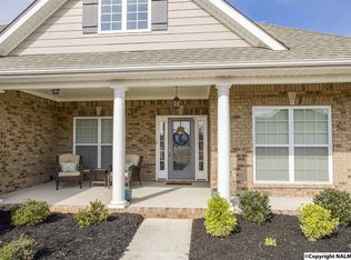 28 Forest Meadow Blvd, Huntsville, AL 35824