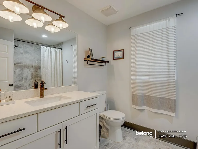 1330 Pennock Ave — Photo 6