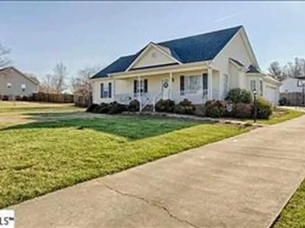 5 Beaver Brook Ct, Taylors, SC 29687