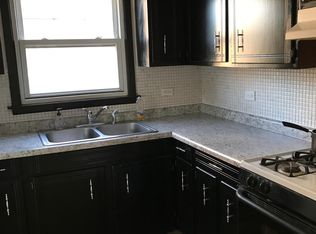 7109 99th St APT 2E, Chicago Ridge, IL 60415