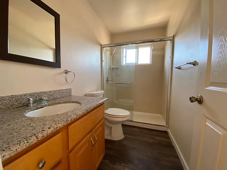 466 Shepherd Ave #2 — Photo 6