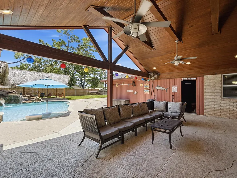 2607 Brom Bones Blvd — Photo 3