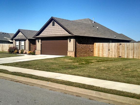 2nd image of 451 Ravenna Dr