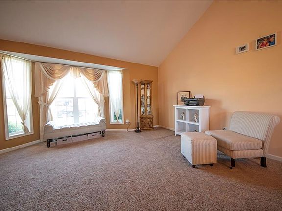 4th image of 5289 Medasano Cir