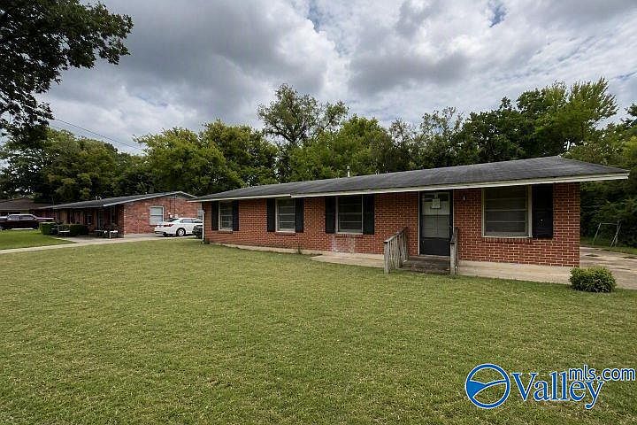 1st image of 114 Kingswood Rd