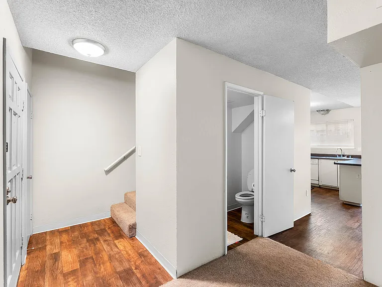 54 Quay Ct — Photo 76