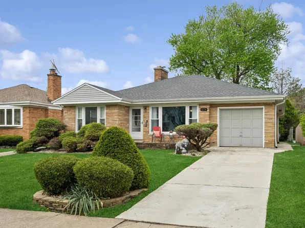 624 S Madison Ave, La Grange, IL 60525