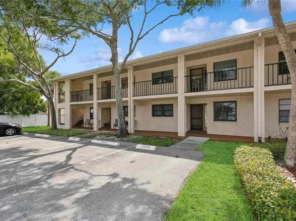 2225 62nd Ave N Unit 3103, Saint Petersburg, FL 33702
