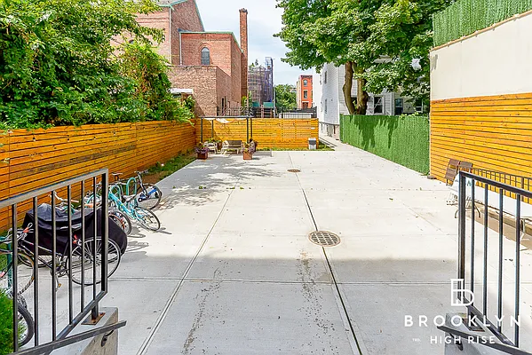 Rented by Brooklyn High Rise LLC | media 14