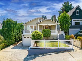 523 N 70th St, Seattle, WA 98103