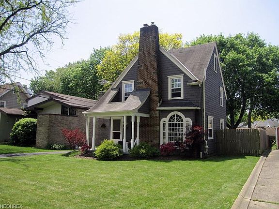2nd image of 2430 Chestnut Blvd