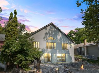 7 Ems D7a Ln, Syracuse, IN 46567