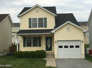 129 Peter Rabbit Dr, Ranson, WV 25438