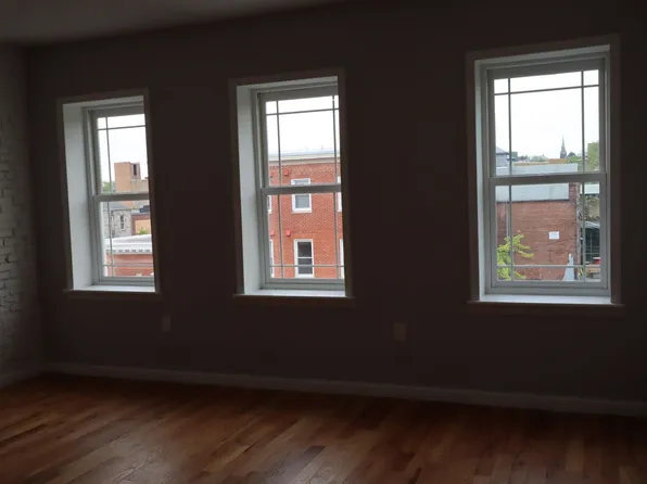 7 N Carey St, Baltimore, MD 21223