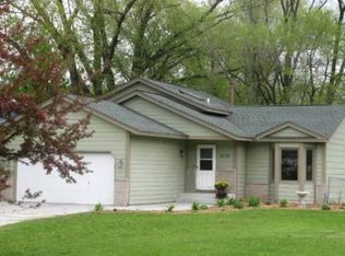 2170 6th St N, Saint Paul, MN 55119