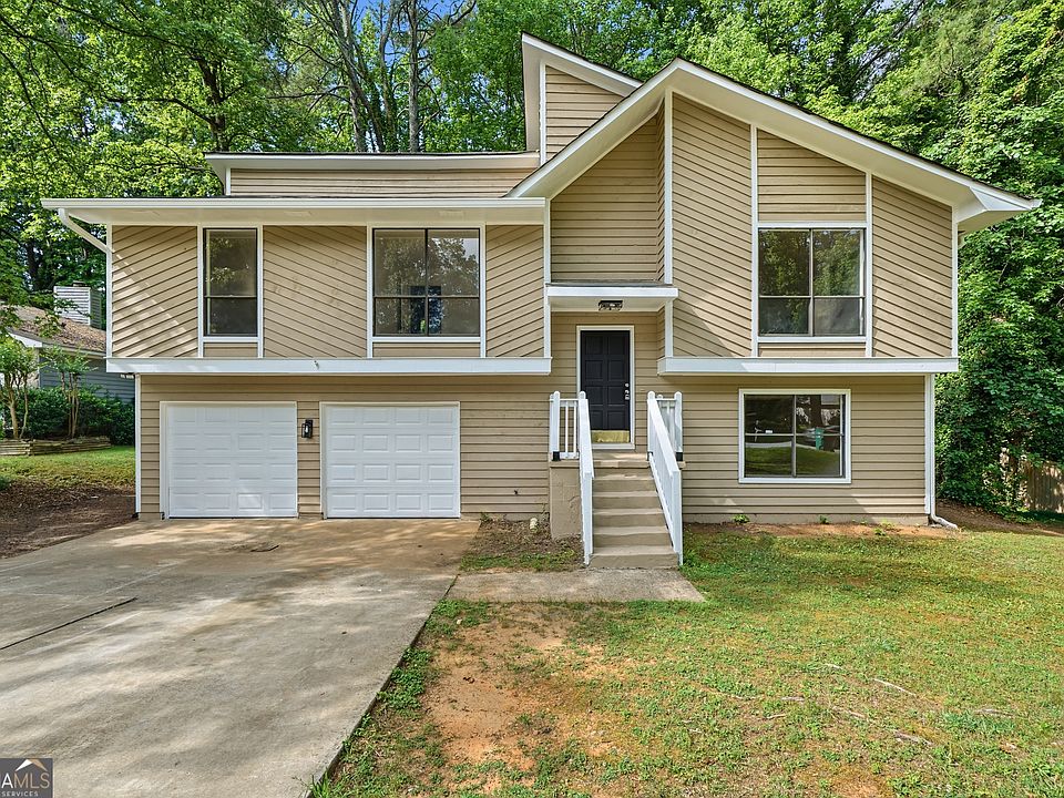 1st image of 996 Park Forest Trl NW