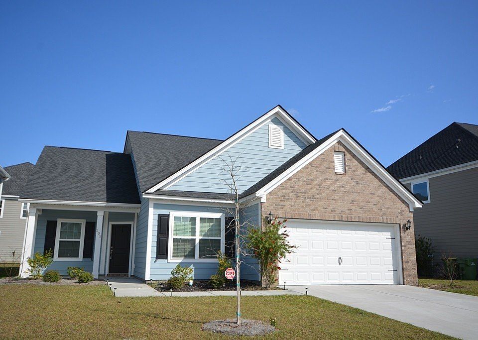 1st image of 205 McQueen Dr