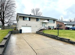 2467 Alexander Mnr W, Steubenville, OH 43952