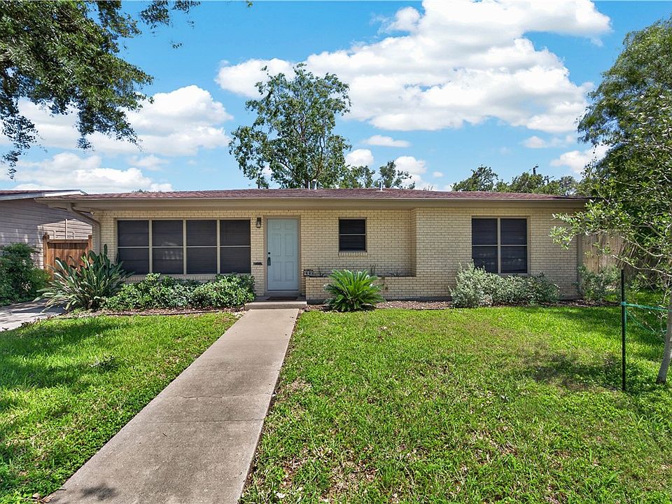 1st image of 923 Grant Pl