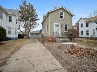 511 E Chestnut St, Bloomington, IL