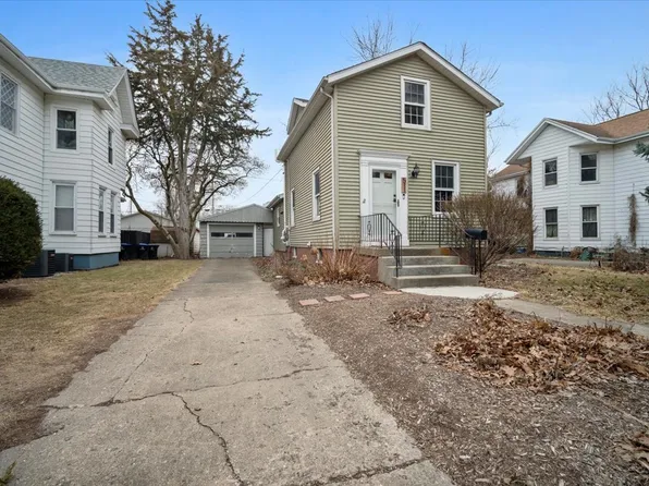 511 E Chestnut St, Bloomington, IL 61701