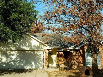 10228 Westward Dr, Fort Worth, TX, 76108