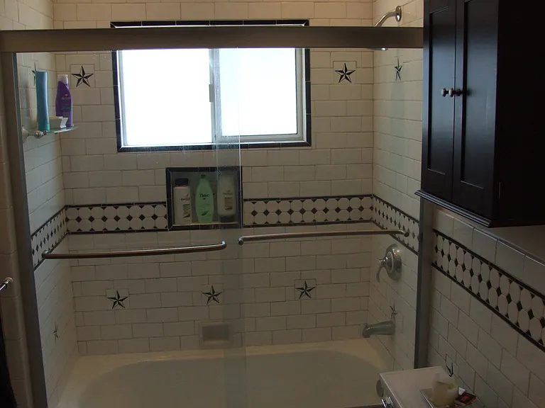 4307 York Blvd — Photo 17