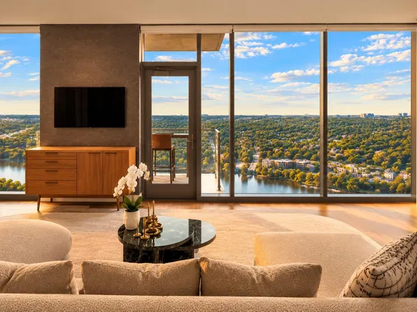 44 East Ave #2101, Austin, TX 78701