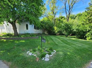 15533 Edgeworth St, Monroe, MI 48161