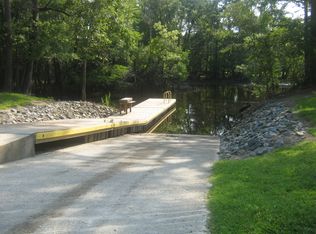 108 Lizard Lick Trl, Burgaw, NC 28425
