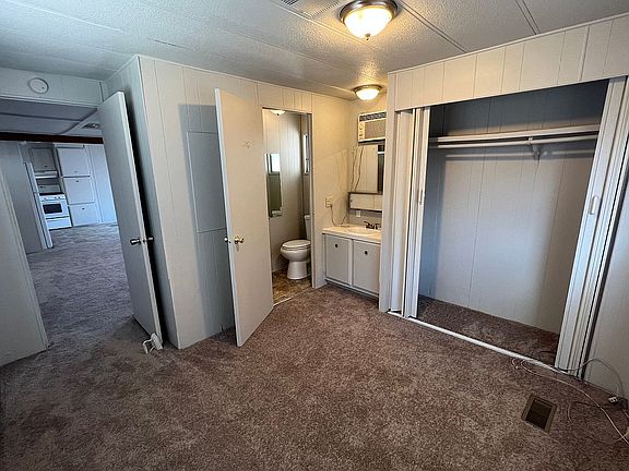 2nd image of 1624 Palm St Unit 319