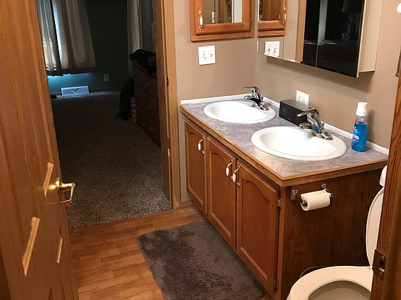 2nd image of 100 Barrett Ln
