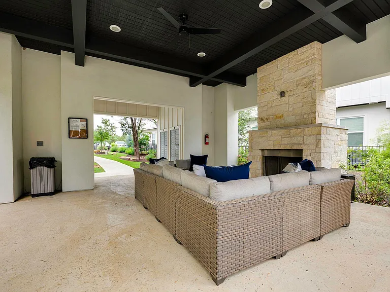 12001 Vista Parke Dr #1103 — Photo 26
