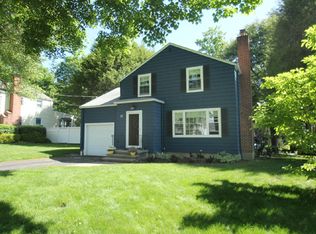 120 Palamar Dr, Fairfield, CT 06825