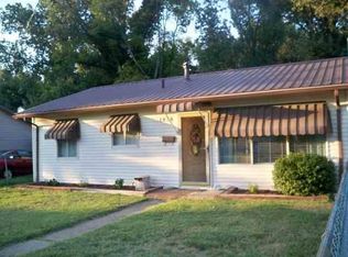 1959 S 25th St, Paducah, KY 42003