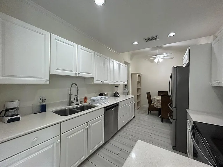 3705 54th Dr W #201 — Photo 33
