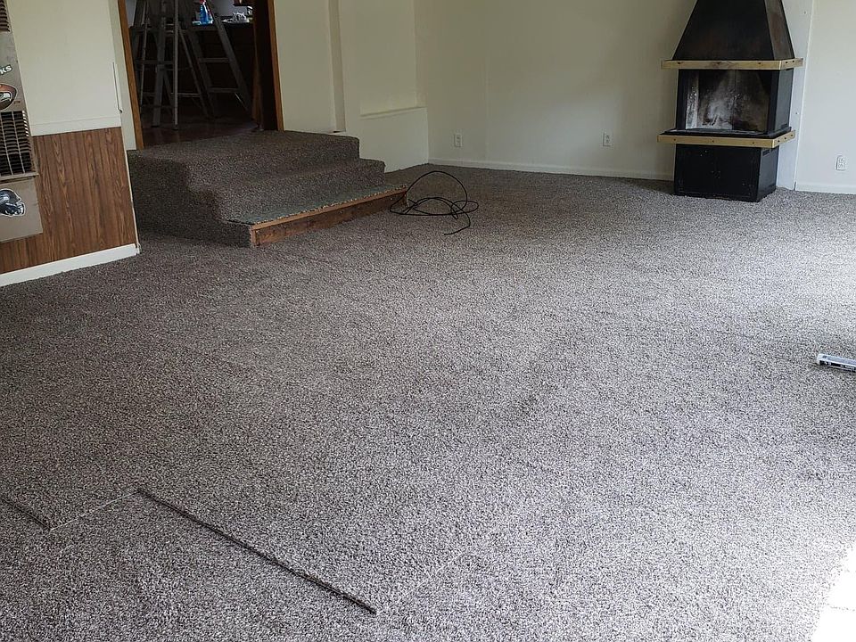 2nd image of 1429 2nd Ave S
