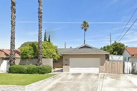 1st image of 2377 Roosevelt Cir