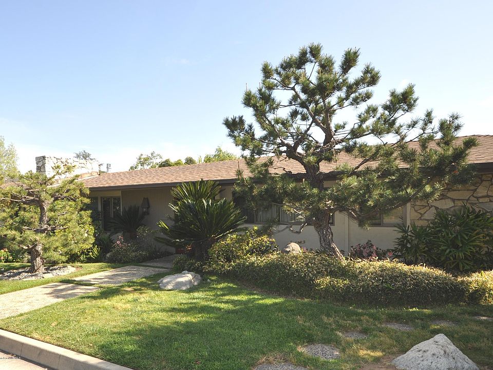 1st image of 1745 La Cresta Dr
