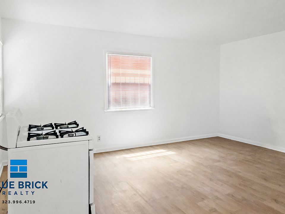 1st image of 12805 Vanowen St APT 3